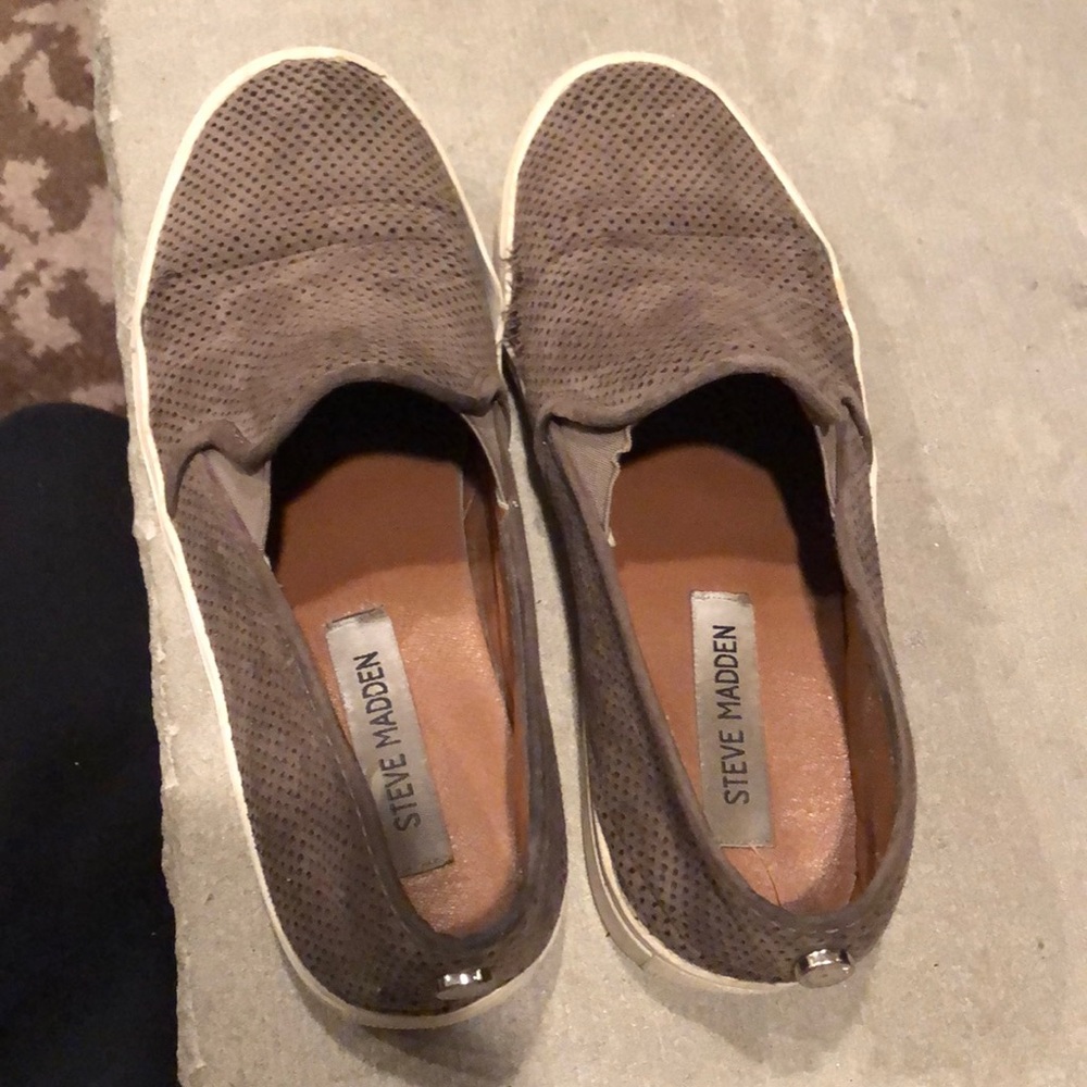 Slip on sneakers